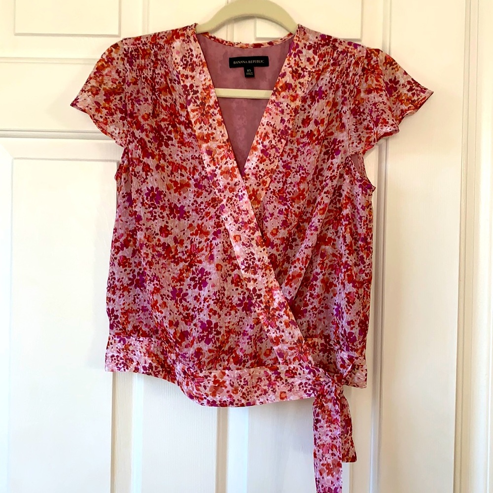 Banana republic blouse 👚